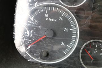 �й����� HOWO TX 290���� 4X2 9.52��LNG��ʽ�ػ���(����)(ZZ5187XXYN711GF1L)ͼƬ