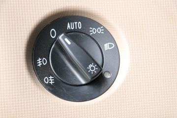 �й����� HOWO TX 290���� 4X2 9.52��LNG��ʽ�ػ���(����)(ZZ5187XXYN711GF1L)ͼƬ