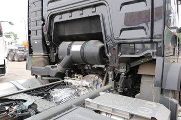 �й����� HOWO TX 290���� 4X2 9.52��LNG��ʽ�ػ���(����)(ZZ5187XXYN711GF1L)ͼƬ