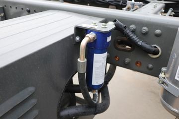 �й����� HOWO TX 290���� 4X2 9.52��LNG��ʽ�ػ���(����)(ZZ5187XXYN711GF1L)ͼƬ