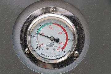 �й����� HOWO TX 290���� 4X2 9.52��LNG��ʽ�ػ���(����)(ZZ5187XXYN711GF1L)ͼƬ