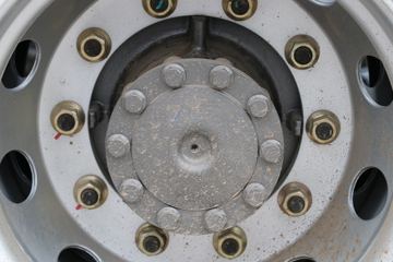 �й����� HOWO TX 290���� 4X2 9.52��LNG��ʽ�ػ���(����)(ZZ5187XXYN711GF1L)ͼƬ