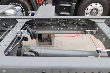 �й����� HOWO TX 290���� 4X2 9.52��LNG��ʽ�ػ���(����)(ZZ5187XXYN711GF1L)ͼƬ