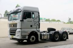 中国重汽 汕德卡SITRAK C7H重卡 440马力 6X4危险品牵引车(高顶)(国六)(ZZ4256V324HF1W)