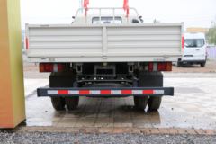 江铃 凯运强劲版 轻载型普通款 129马力 4.1米单排栏板轻卡(宽体)(JX1045TGC25)