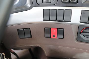 �������� ����H5�ؿ� 400���� 6X4 LNGǣ����(����)(LZ4250H5DM1)ͼƬ