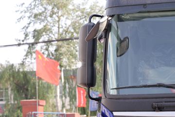 福田 欧曼GTL 6系重卡 430马力 6X4牵引车(BJ4259SNFKB-AE)外观图片