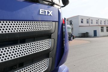  ŷETX 6ϵؿ Խ 400 6X4ǣ(߶)(BJ4253SNFKB-AC)ͼƬ