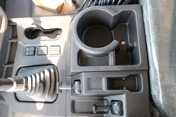  ŷETX 6ϵؿ Խ 400 6X4ǣ(߶)(BJ4253SNFKB-AC)ͼƬ