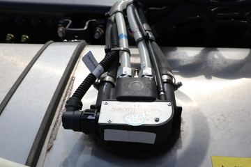  ŷETX 6ϵؿ Խ 400 6X4ǣ(߶)(BJ4253SNFKB-AC)ͼƬ