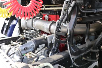  ŷETX 6ϵؿ Խ 400 6X4ǣ(߶)(BJ4253SNFKB-AC)ͼƬ