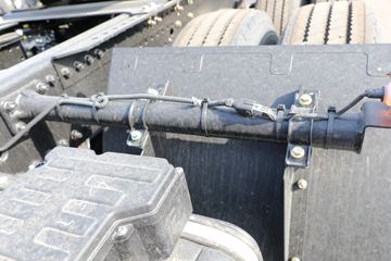  ŷETX 6ϵؿ Խ 400 6X4ǣ(߶)(BJ4253SNFKB-AC)ͼƬ