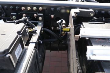 ŷGTL 6ϵؿ Խ 460 6X4 AMTԶǣ(BJ4259SNFKB-AA)ͼƬ