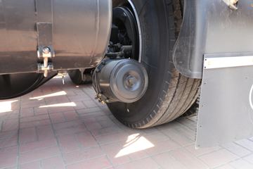  ŷGTL 6ϵؿ Խ 460 6X4 AMTԶǣ(BJ4259SNFKB-AA)ͼƬ