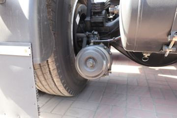  ŷGTL 6ϵؿ Խ 460 6X4 AMTԶǣ(BJ4259SNFKB-AA)ͼƬ