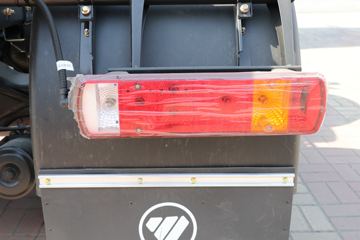 ŷGTL 6ϵؿ Խ 460 6X4 AMTԶǣ(BJ4259SNFKB-AA)ͼƬ