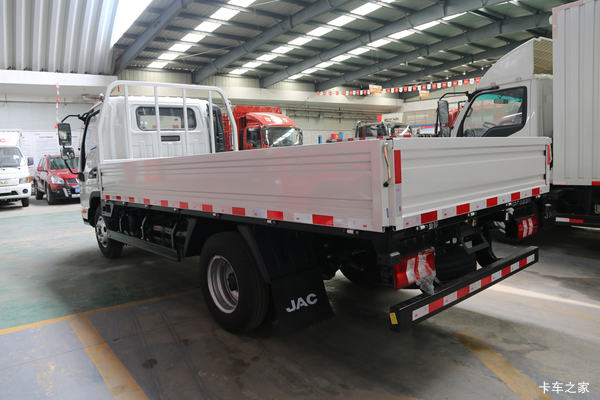 �ն�������˾�տ��ڴ�٣�����������������ֱ��5000Ԫ��