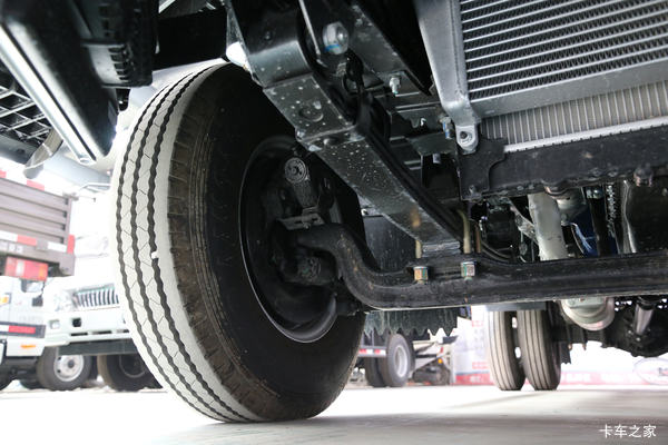 �ն��������д�٣���������J5ֱ��5000Ԫ