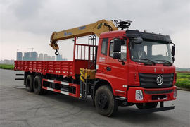 东风随专底盘&nbsp;随车吊外观图片