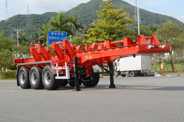 中集 9米平板 卷钢架挂车