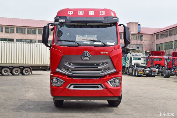 中国重汽 豪瀚N5W重卡 340马力 4X2 牵引车(ZZ418