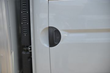  X1  1.5L 113  3˫ʽ΢()(KMC5031XXYQ318S6)ͼƬ