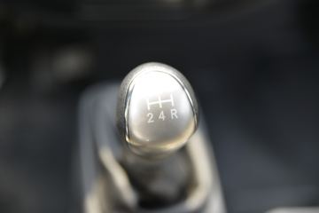  X1  1.5L 113  3˫ʽ΢()(KMC5031XXYQ318S6)ͼƬ