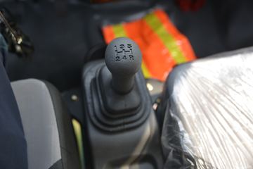 ���� K23 1.5L 113���� ���� 3.3�׵�����ʽ΢��(����)(KMC5035XXYQ319D6)ͼƬ