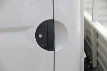 ���� ��X3 102���� 3.98�׵�������΢��(KMC1043H31D5)ͼƬ