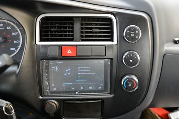 ���� ��X3 102���� 3.98�׵�������΢��(KMC1043H31D5)ͼƬ