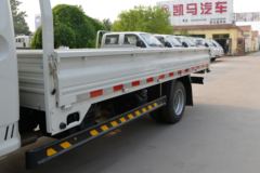 凯马 锐航X3 102马力 3.98米单排栏板微卡(KMC1043H31D5)
