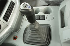 福田 欧曼 336马力 6X4 平板运输车(神狐牌)(HLQ5251TPBB)