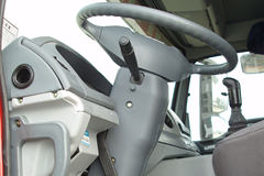 福田 欧曼 336马力 6X4 平板运输车(神狐牌)(HLQ5251TPBB)