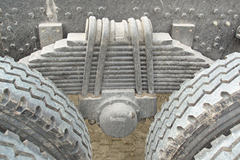 福田 欧曼 336马力 6X4 平板运输车(神狐牌)(HLQ5251TPBB)