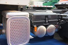 联合卡车 U375重卡 375马力 6X4 LNG牵引车(SQR4251N6ZT4) 联合卡车 U375重卡 375马力 6X4 LNG牵引车(SQR4251N6ZT4)