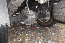 好运来&nbsp;载货车底盘                                                图片