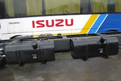 东风柳汽 乘龙609中卡 220马力 6X2 9.6米仓栅式载货车(LZ5250CSRCS)