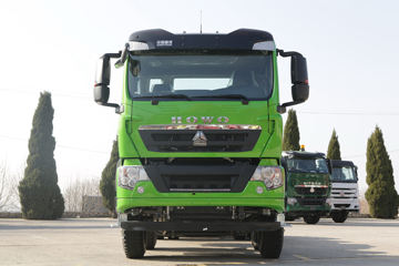 中国重汽 HOWO TX重卡 400马力 8X4 7.8米自卸车(ZZ3317V386GE1)
