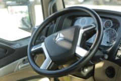 中国重汽 HOWO TX重卡 400马力 8X4 7.8米自卸车(ZZ3317V386GE1)