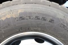 青岛解放 JH6 领航版 290马力 6X2 7.7米冷藏车