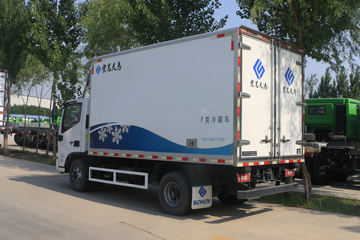 福田欧马可底盘&nbsp;冷藏车外观图片