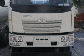 一汽解放底盘&nbsp;混凝土搅拌车外观                                                图片