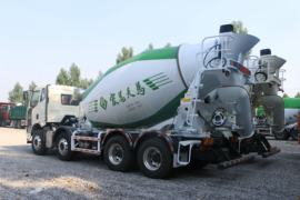 一汽解放底盘&nbsp;混凝土搅拌车外观                                                图片