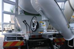 一汽解放 J6L 320马力 8X4 7.96方混凝土搅拌车(宏昌天马牌)(HCL5310GJBCAN29J51)