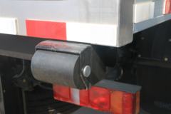 中国重汽 HOWO T7H重卡 440马力 8X4 9.33米冷藏车(宏昌天马牌)(HCL5317XLCZZ6)