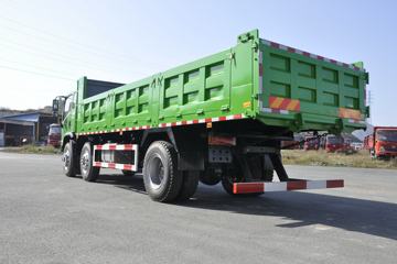 D912 自卸车外观                                                图片