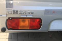 五菱 之光 1.2L 76马力 汽油 2米双排栏板微卡(国六)(LZW1020SBQ6)