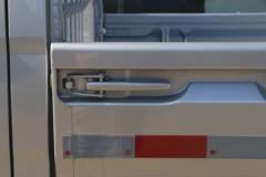 五菱 之光 1.2L 76马力 汽油 2米双排栏板微卡(国六)(LZW1020SBQ6)