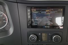 陕汽重卡 德龙X3000 绿通版 500马力 8X4 9.55米栏板载货车(液缓)(SX13104C4561)