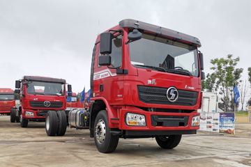 陕汽重卡 德龙L3000 旗舰版 220马力 4X2 6.75米厢式载货车(SX5180XXYLA5012)